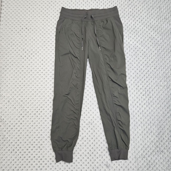 lululemon athletica Pants - Lululemon Joggers Womens 8 Olive Green Dance Studio Mid Rise 28"